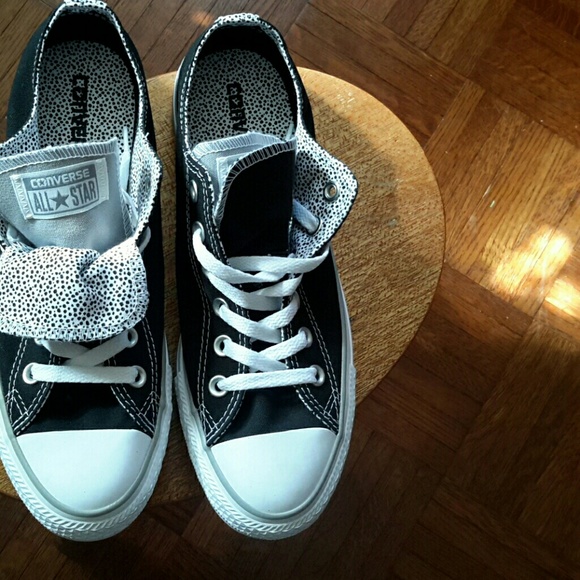 Women's size 8 black grey double tongue NWOT - Picture 3 of 4